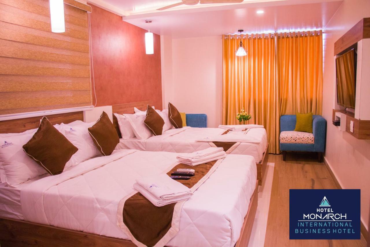 Hotel Monarch International Bangalore Bagian luar foto